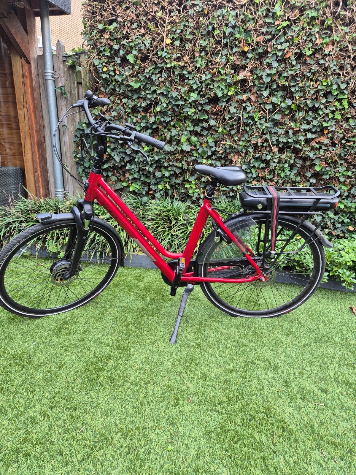Stella Damesfiets - Zo goed als nieuw, 53 tot 56 cm, Versnellingen, Zo goed als nieuw, Schijfrem