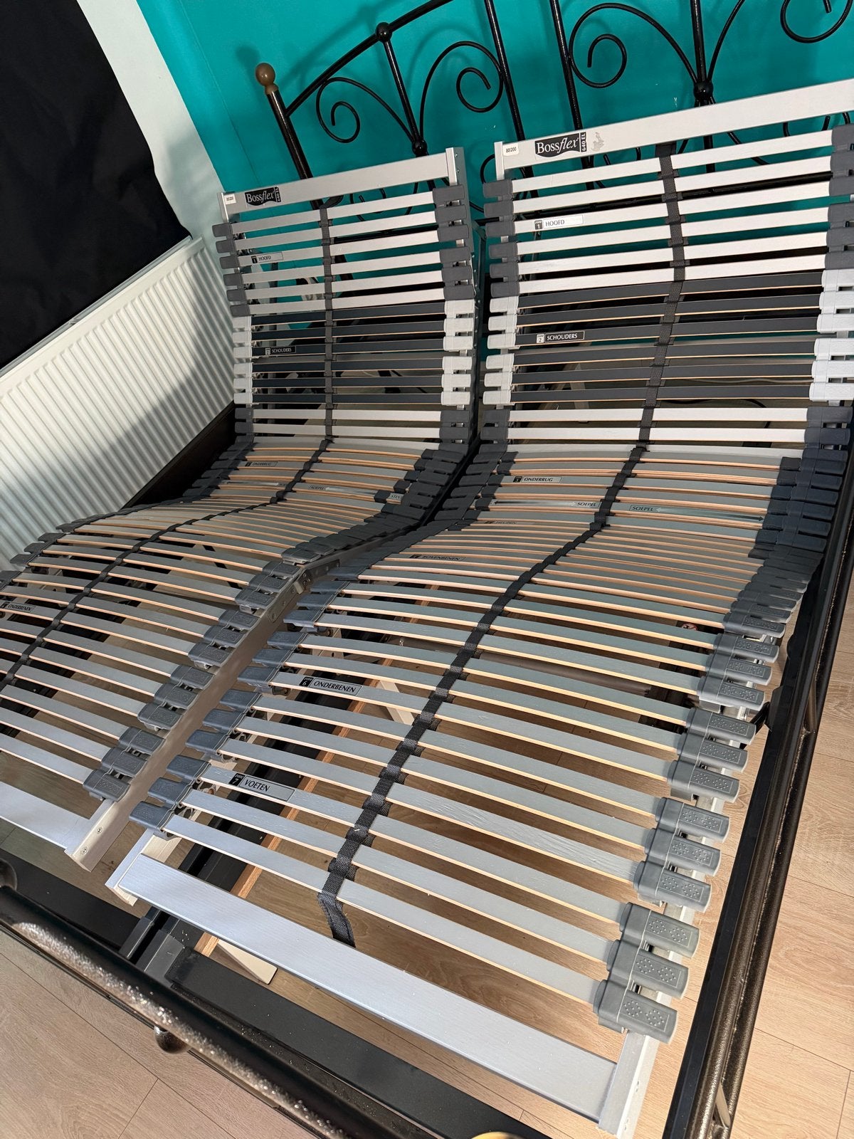 Metalen bed met elektrische lattenbodems, Ophalen, Zwart, Tweepersoons, 200 cm