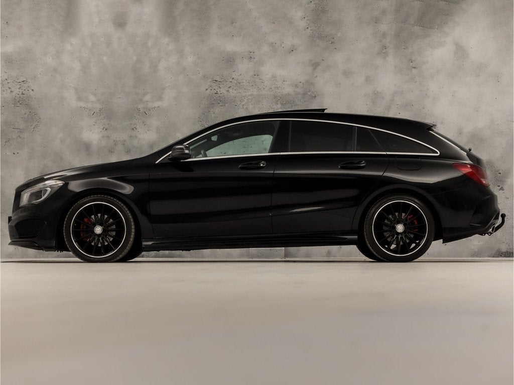 Mercedes-Benz CLA-Klasse 180 AMG Sport Automaat (PANORAMADAK, Auto's, Mercedes-Benz, Gebruikt, 4 cilinders, Onderhoudsboekje, 66 €/maand