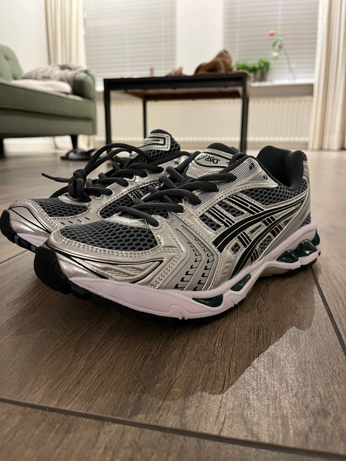 Gloednieuwe Asics schoenen maat 41, Ophalen of Verzenden, Nieuw, Sneakers of Gympen