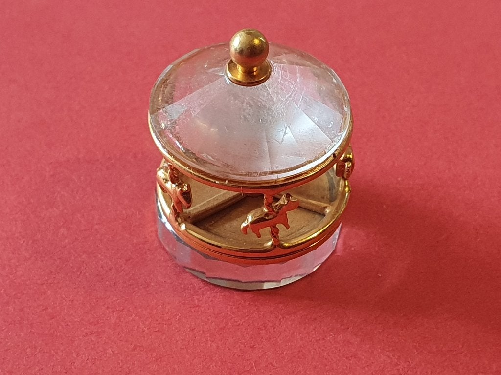Swarovski crystal memory draaimolen, Verzamelen, Ophalen, Zo goed als nieuw, Figuurtje