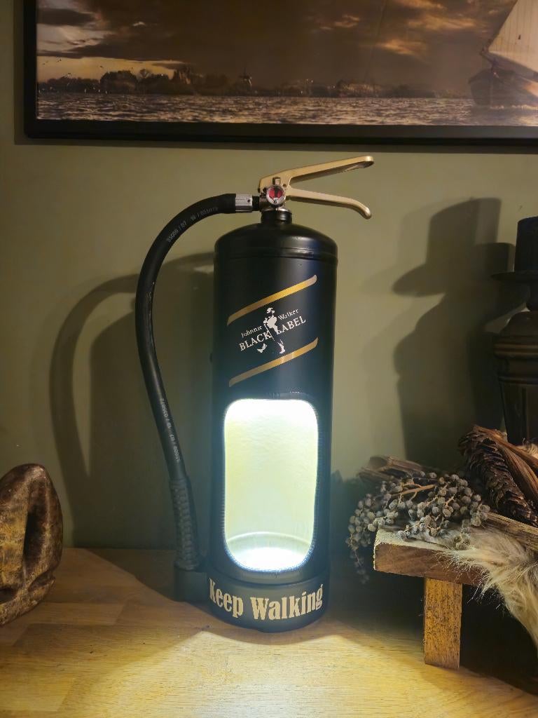 Johnnie Walker decoratieve brandblusser lamp, mancave, Ophalen of Verzenden, Nieuw, Minder dan 50 cm