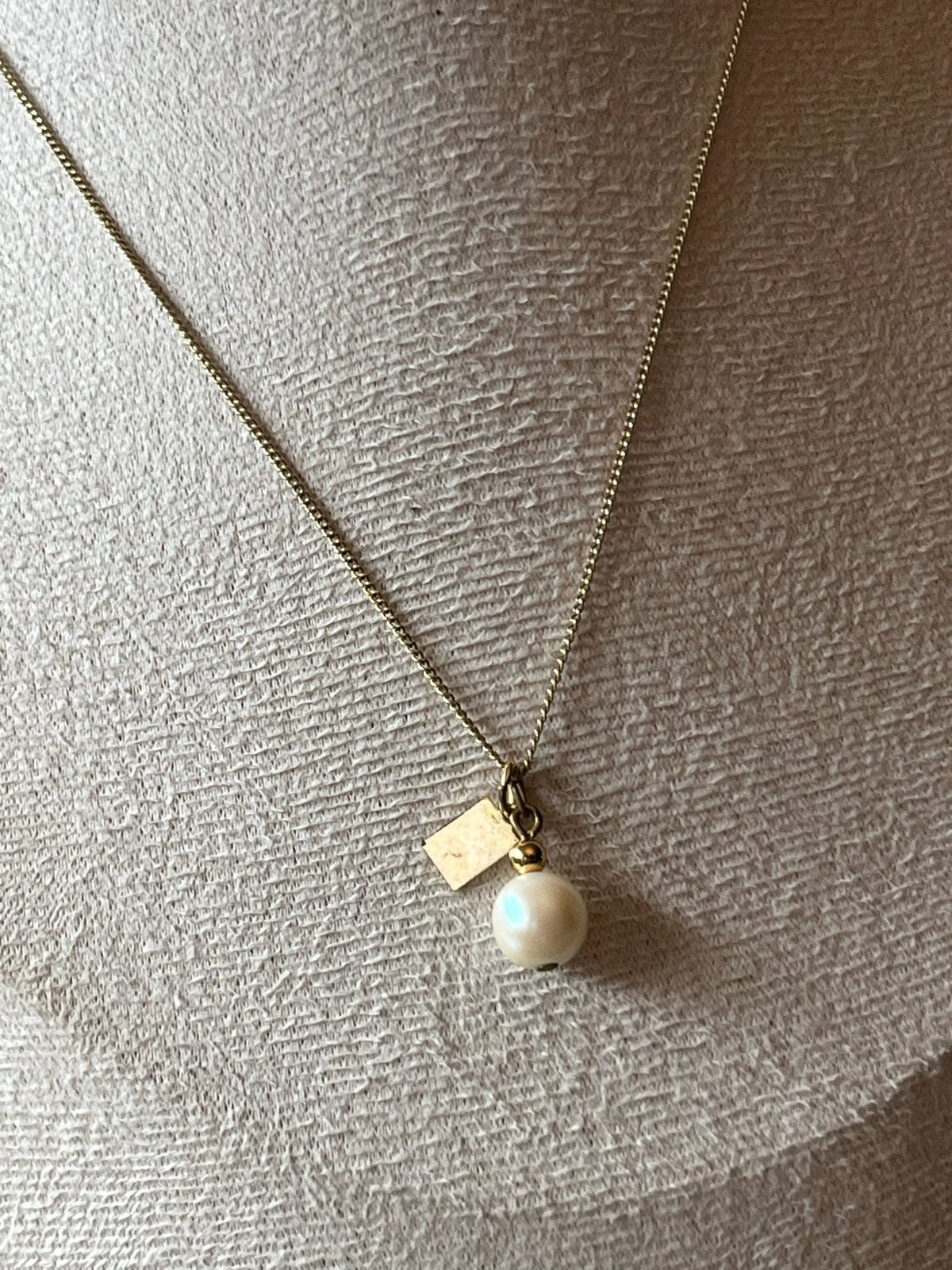 Gouden collier met echte parel - 14 CT goud, gekeurd 585, Sieraden, Tassen en Uiterlijk, Met hanger, Verzenden, Zo goed als nieuw