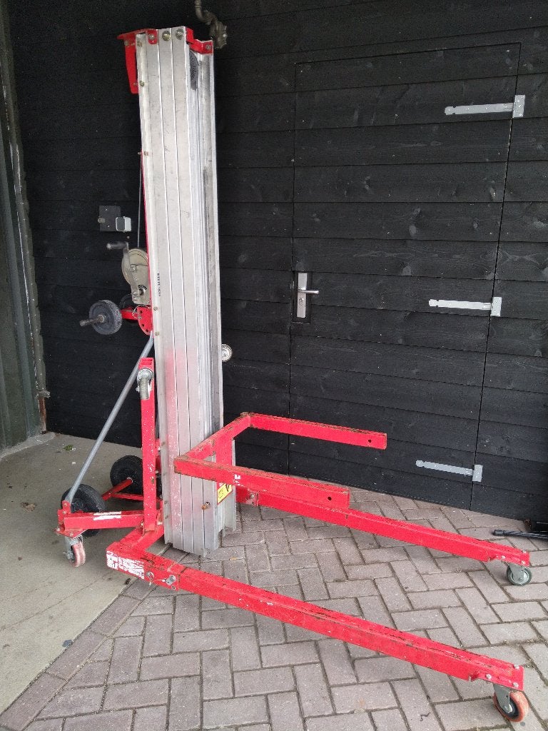 Kanaallift _ montagelift _ materiaallift _ bouwlift _ lift, Ophalen, Gebruikt