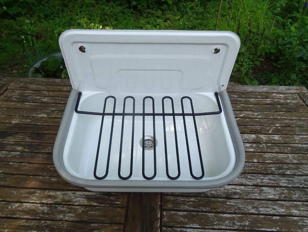 Waterbak buiten met rooster, Ophalen