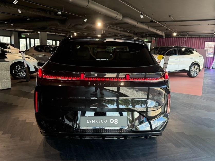 Lynk & Co 08 AKTIE! | MORE FOR CORE! | Stoel massage | 200Km, Auto's, Lynk & Co, Automaat, 0 cilinders, Zwart, Bedrijf