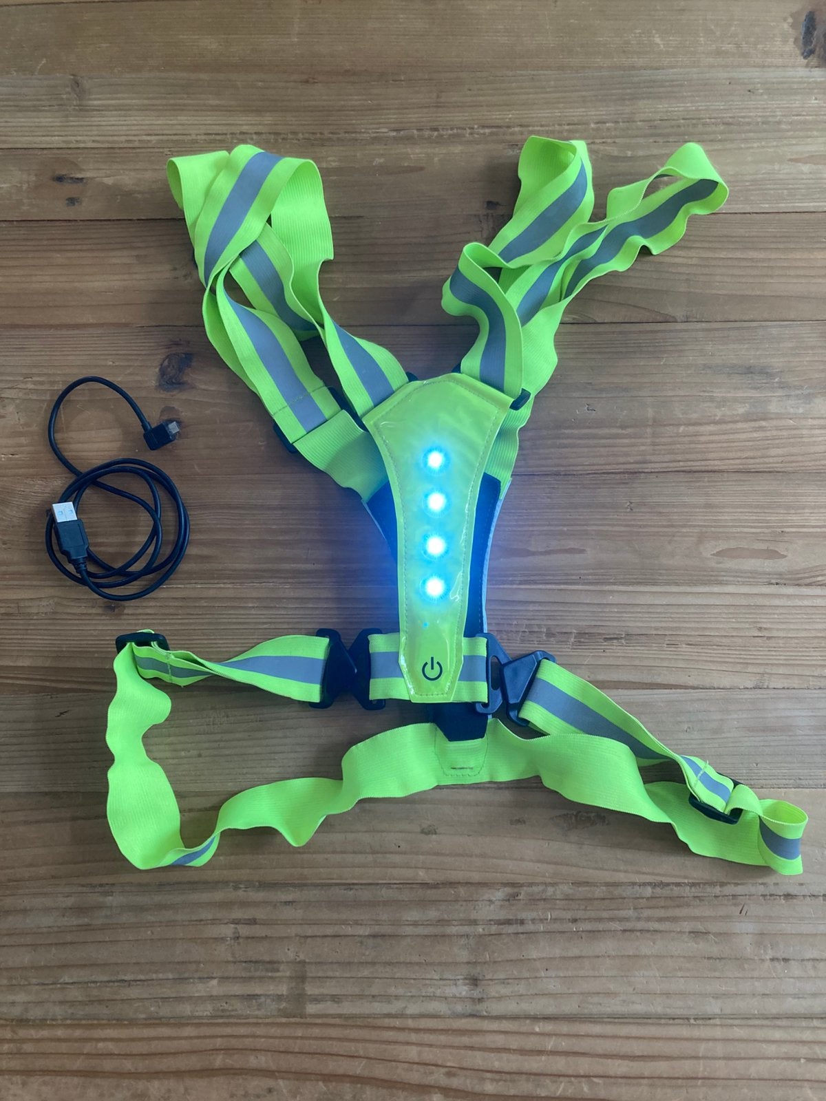 Sports Safety Vest LED oplaadbaar, Sport en Fitness, Loopsport en Atletiek, Ophalen, Zo goed als nieuw, Kleding, Overige merken