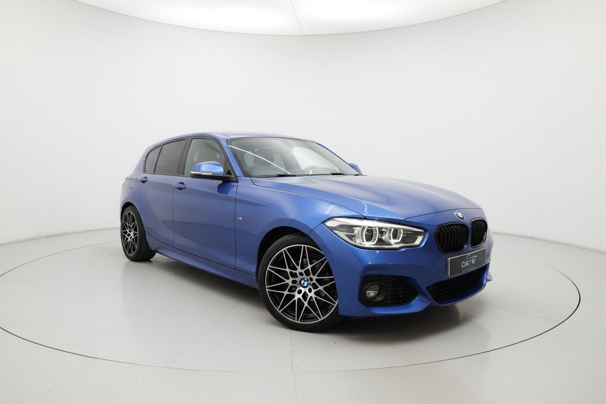 BMW 1-serie 118i High Executive M PAKKET LEER PDC NACI NAP, Auto's, Gebruikt, Blauw, Bedrijf, 650 kg
