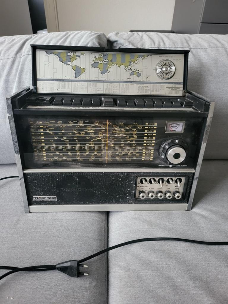 Tokyo Skylark NR-52F1 wereldontvanger uit de jaren 70., Audio, Tv en Foto, Radio's, Ophalen, Wereldontvanger