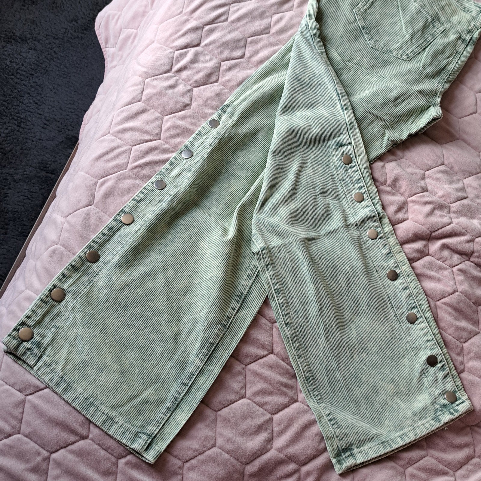 Boohoo Man corduroy broek mt L, Overige kleuren, Ophalen of Verzenden, Zo goed als nieuw, W33 - W34 (confectie 48/50)