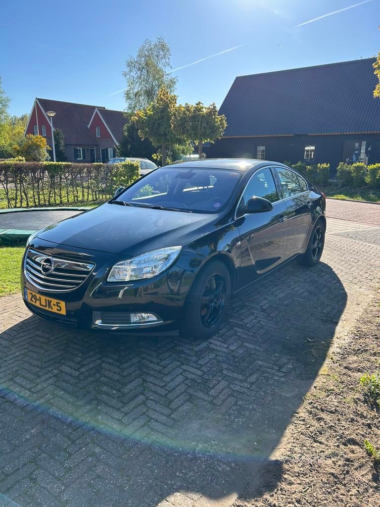 Opel Insignia 1.6 Turbo 132KW 5-DRS 2010 Zwart, Auto's, Opel, Euro 5, Zwart, 4 cilinders, Zwart