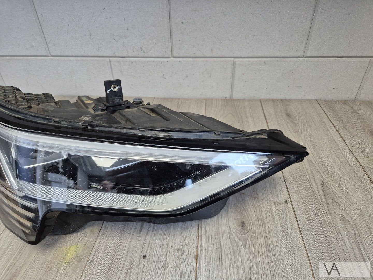 Audi E-tron Etron 2018 - 2024 koplamp rechts 4ke941040 LED, Auto-onderdelen, Gebruikt, -, -, -