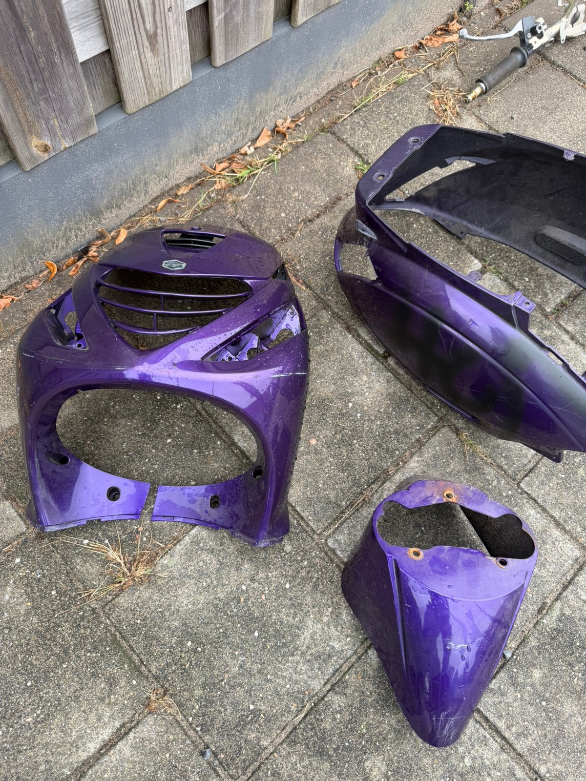Piaggio zip kappenset, Ophalen