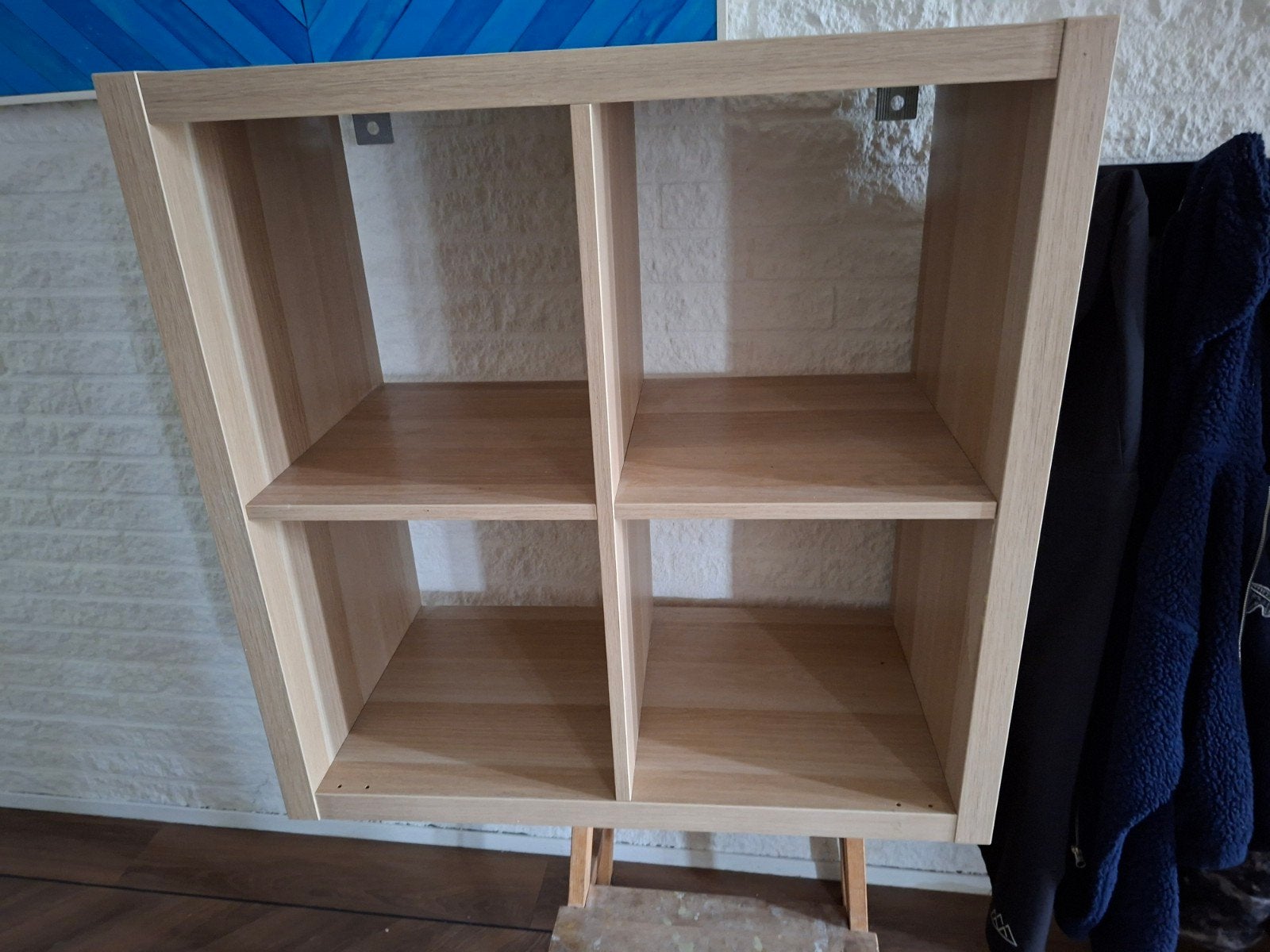 Ikea Kallax kastje 4 vakken, eiken patroon, Huis en Inrichting, Kasten | Boekenkasten, Ophalen, Met plank(en), 50 tot 100 cm, Zo goed als nieuw