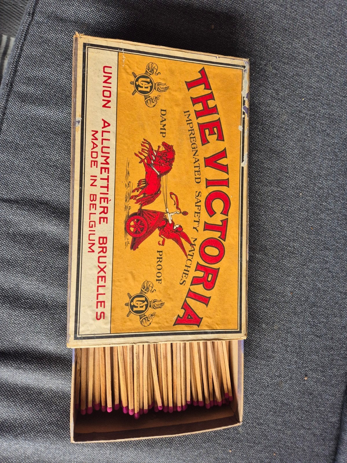 Vintage luciferdoos"The Victoria" - Made in Belgium, Ophalen