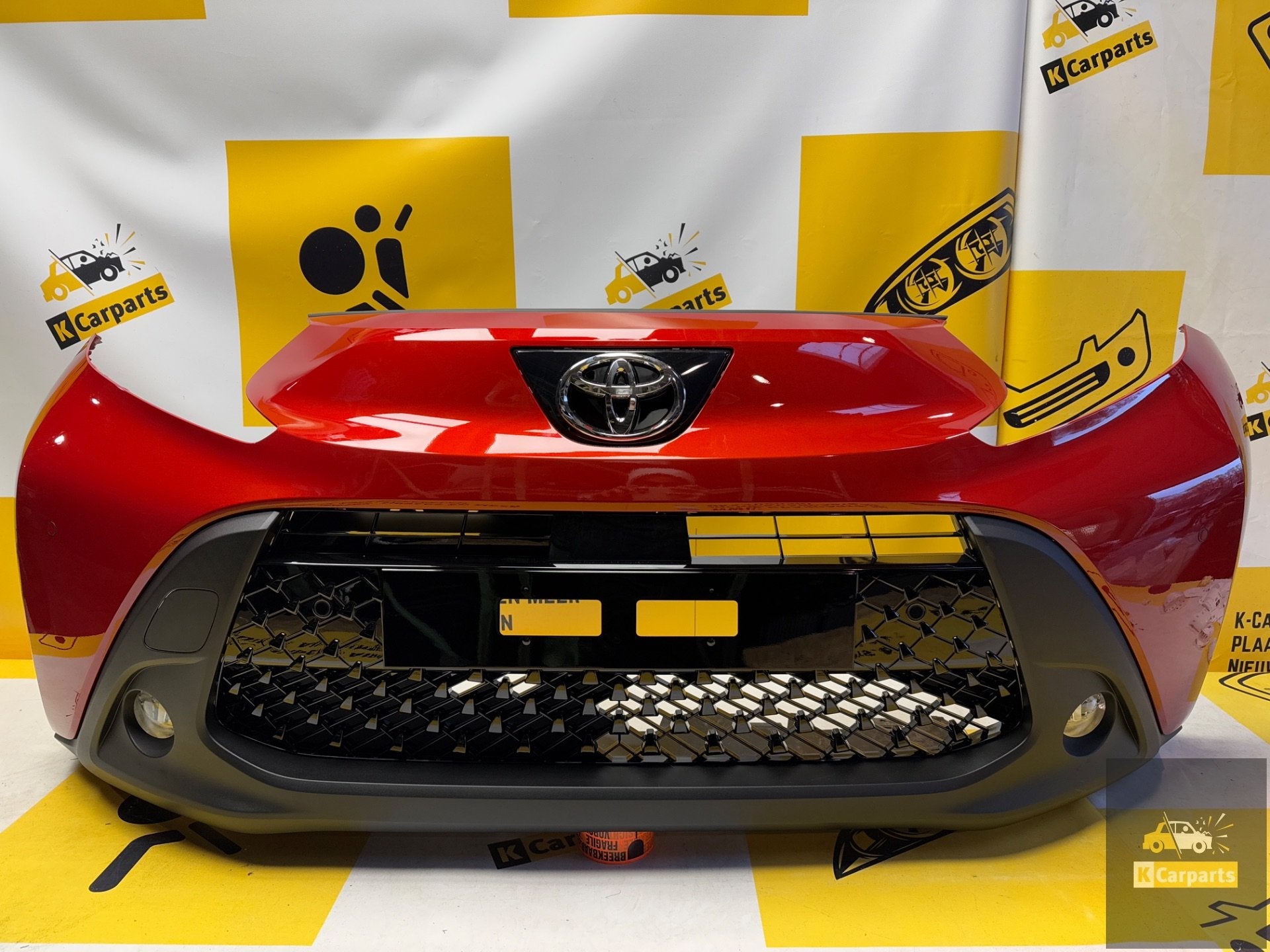 Toyota Aygo X Voorbumper origineel Compleet Nieuw! Met pdc