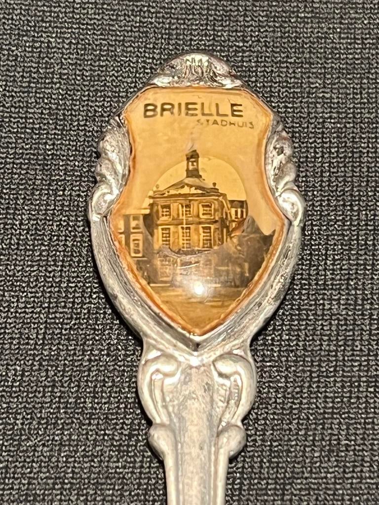 Stadhuis Brielle, vintage lepeltje., Antiek en Kunst, Ophalen of Verzenden