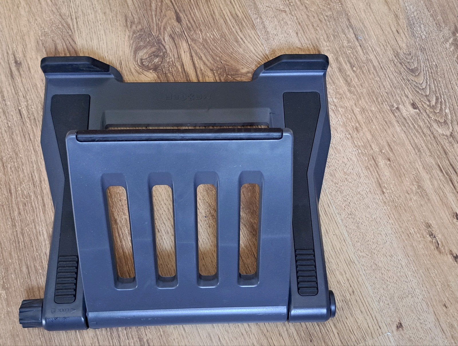 MAXTER Laptop Standaard - Ergonomisch & Verstelbaar, Gebruikt, MAXTER, In diepte verstelbaar, Ophalen of Verzenden