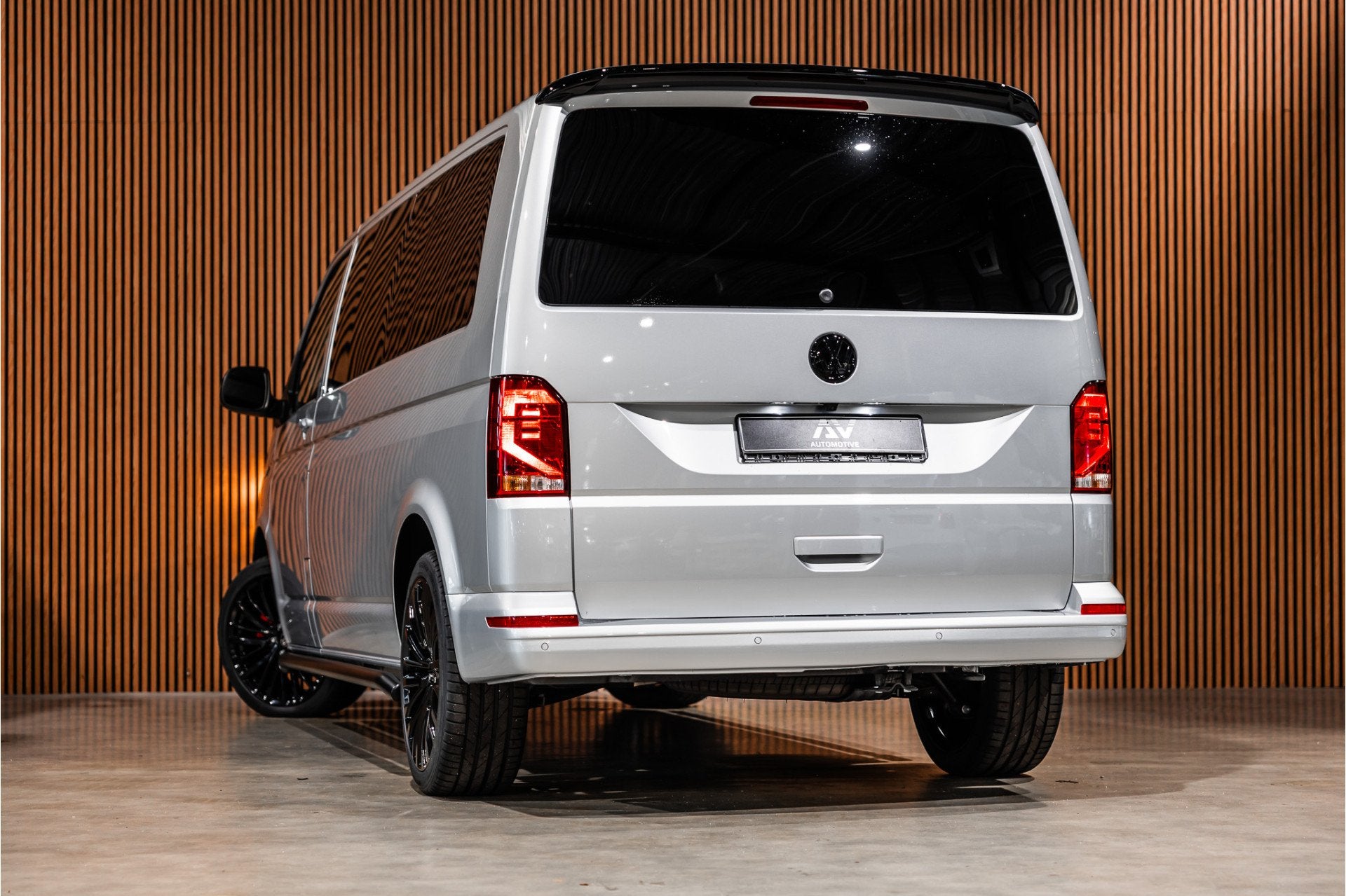 Foto 7 van Volkswagen Transporter 2.0 TDI L2H1 DSG DC | Dubbel cabine |
