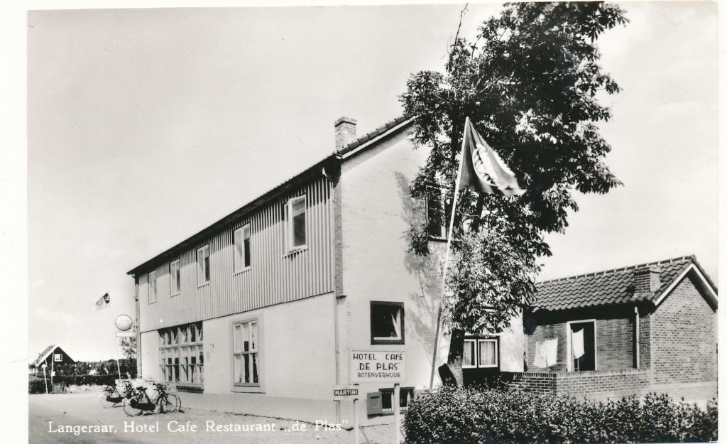 9556 Langeraar, Hotel Café Restaurant De Plas, Verzamelen, Ophalen of Verzenden, 1940 tot 1960, Zuid-Holland