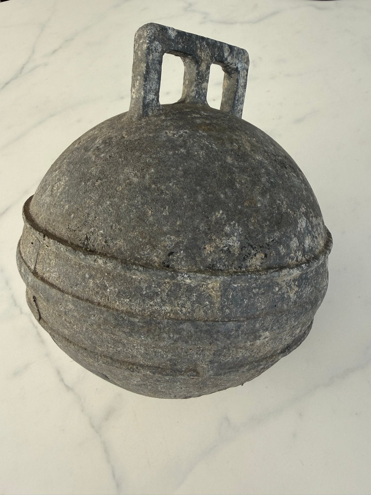 Vintage metalen boei van aluminium uit Bretagne, Antiek en Kunst, Antiek | Overige Antiek, Verzenden