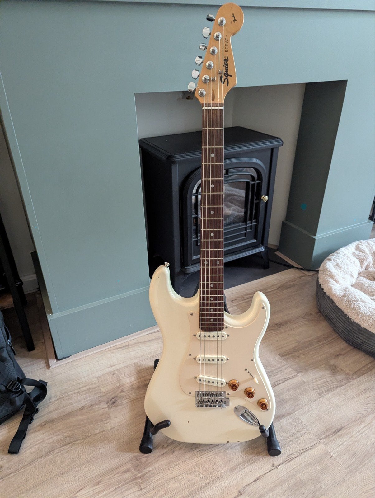 Fender Squier Stratocaster - Goede staat, werkt perfect, Muziek en Instrumenten, Snaarinstrumenten | Gitaren | Elektrisch, Ophalen