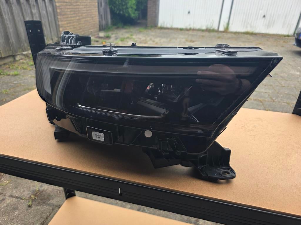 Opel Mokka B rechter koplamp (vanaf 2020), Ophalen of Verzenden, Gebruikt, Opel
