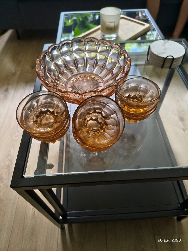 Prachtige 9-delige Vintage Art Deco Schaal met 9 Schaaltjes, Ophalen