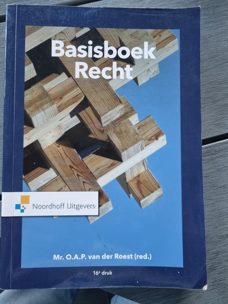 Basisboek Recht - 16e druk - Mr. O.A.P. van der Roest, Gelezen, Mr. O.A.P. van der Roest (red.), Gamma, HBO