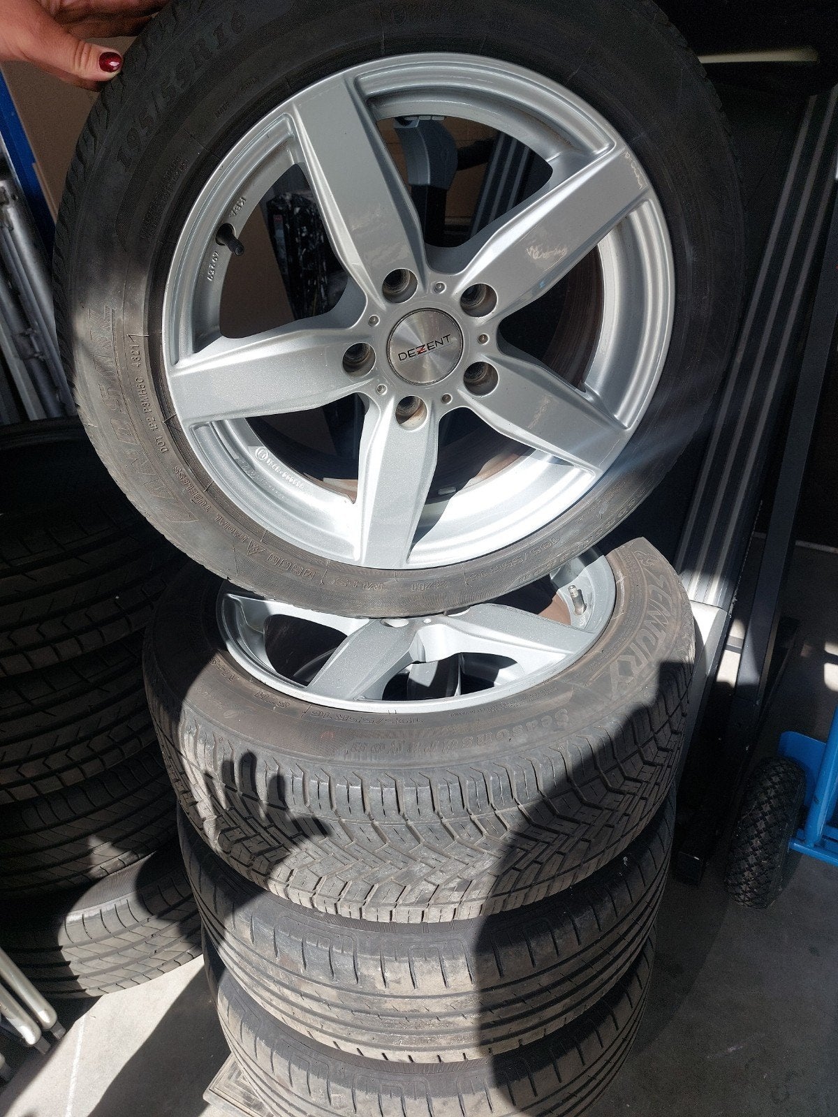 DEZENT LM VELGEN 5X120 ET40 voor o.a. BMW 1 Serie (2006), Auto-onderdelen, Ophalen, Gebruikt, Velg(en), 16 inch