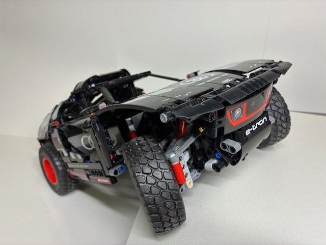 Lego Audi RS Q e-tron. Op afstand bestuurbare, rallyauto, Overige merken, Auto, Groter dan 1:32, Ophalen of Verzenden