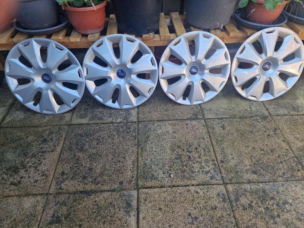 wieldoppen ford focus 16 inc, Ophalen, Zo goed als nieuw