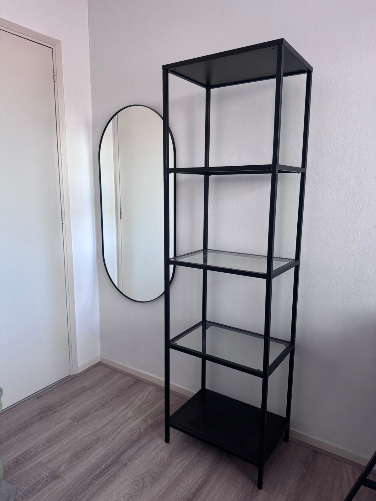 Wandkast / stellingkast zwart met glas