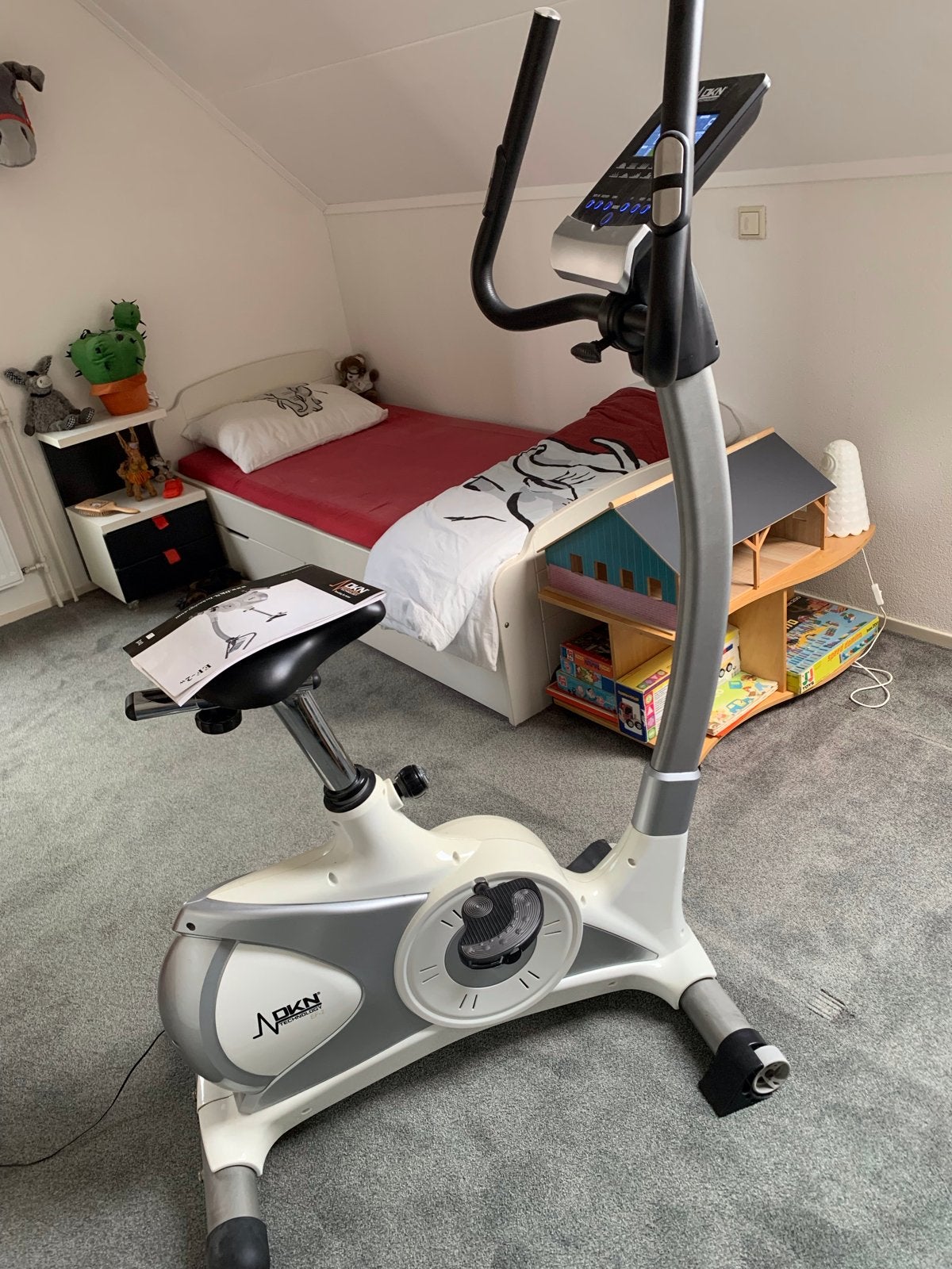DKN Technology Hometrainer - Zo goed als nieuw, Ophalen, Zo goed als nieuw, Metaal, Benen