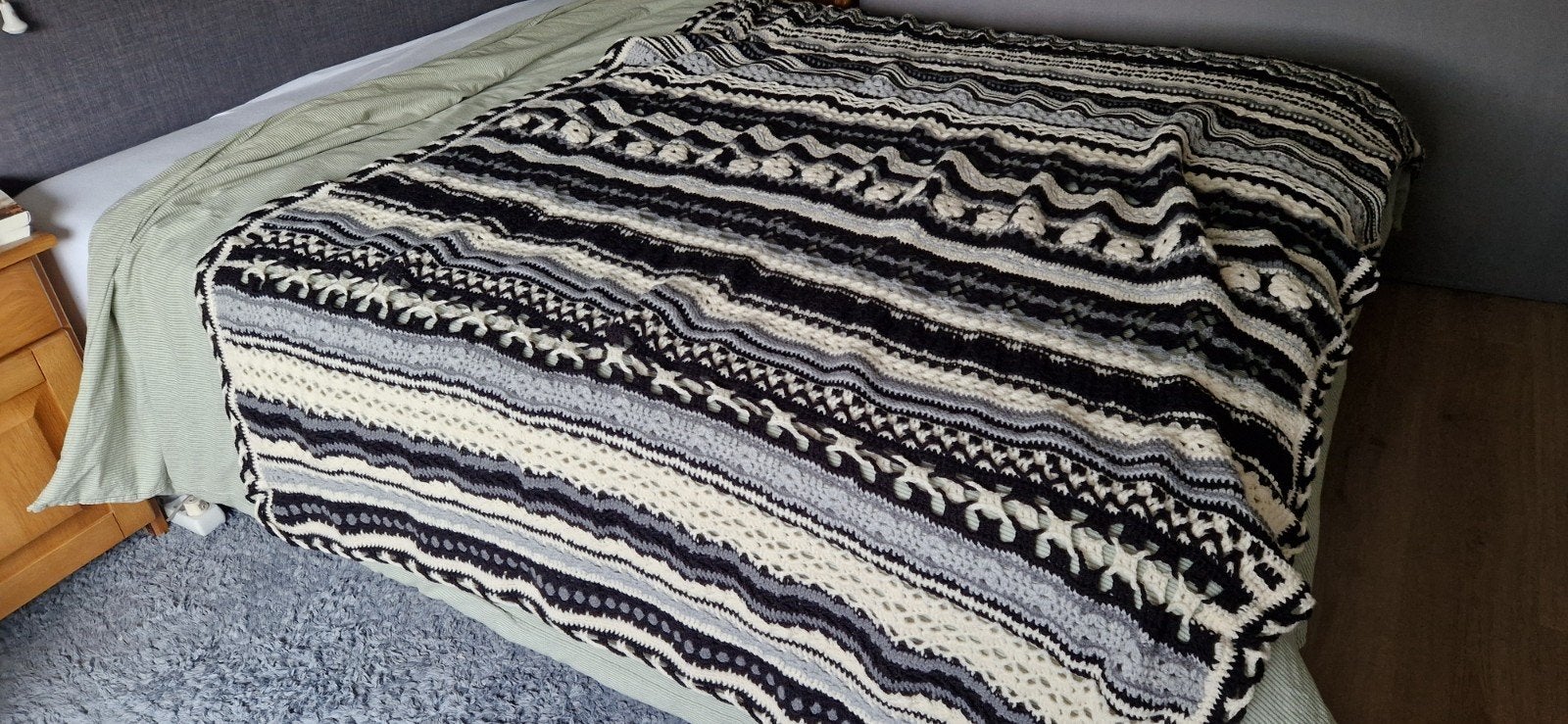 Prachtige hele grote sprei kleed 240x150, Ophalen, Zo goed als nieuw