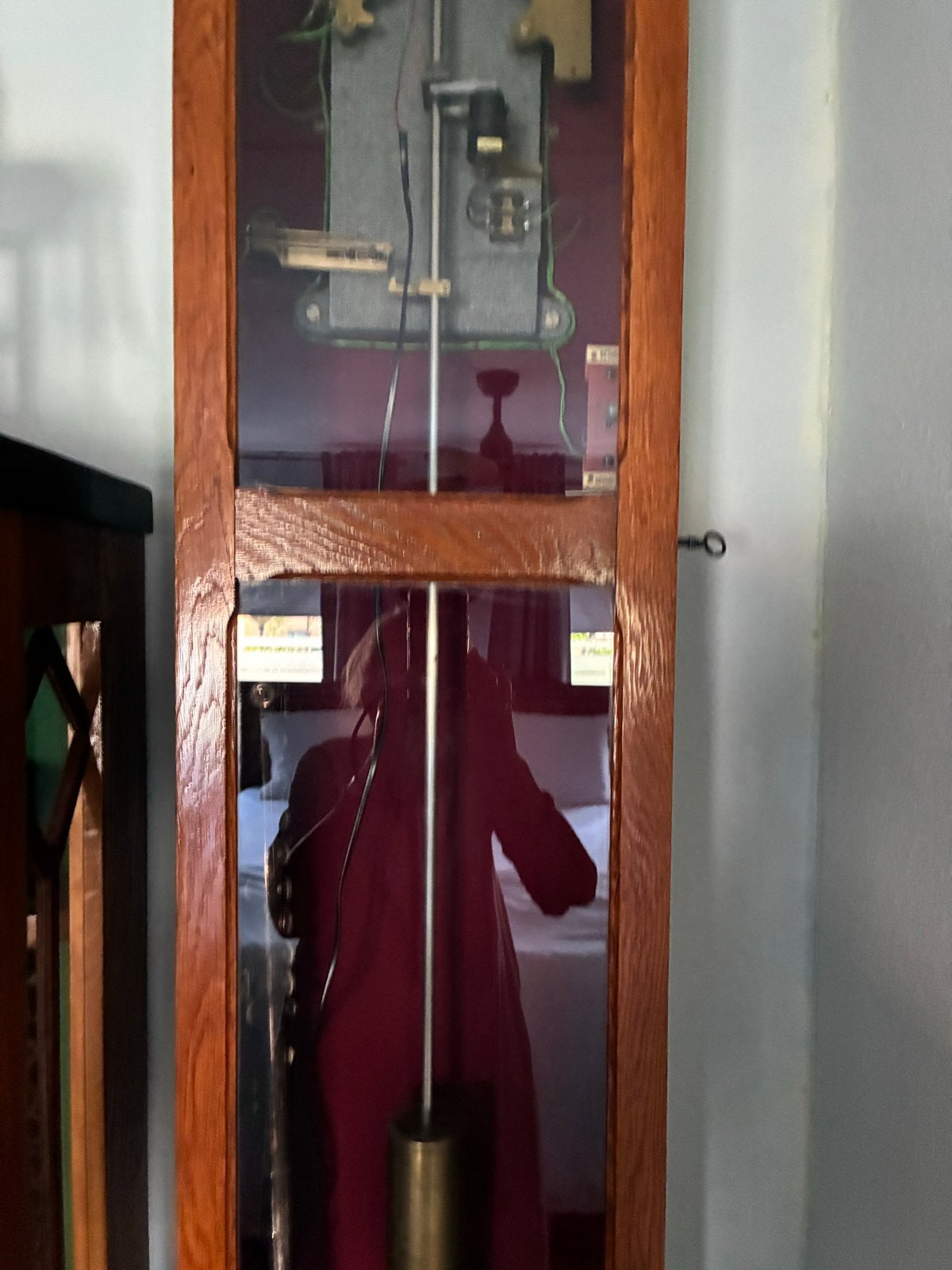 Antieke houten klok met zichtbaar mechanisme, Antiek en Kunst, Antiek | Klokken, Ophalen