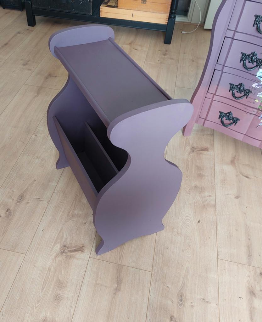 Leuke lectuurbak/ bijzettafeltje..., Huis en Inrichting, Woonaccessoires | Krantenbakken en Lectuurbakken, Ophalen