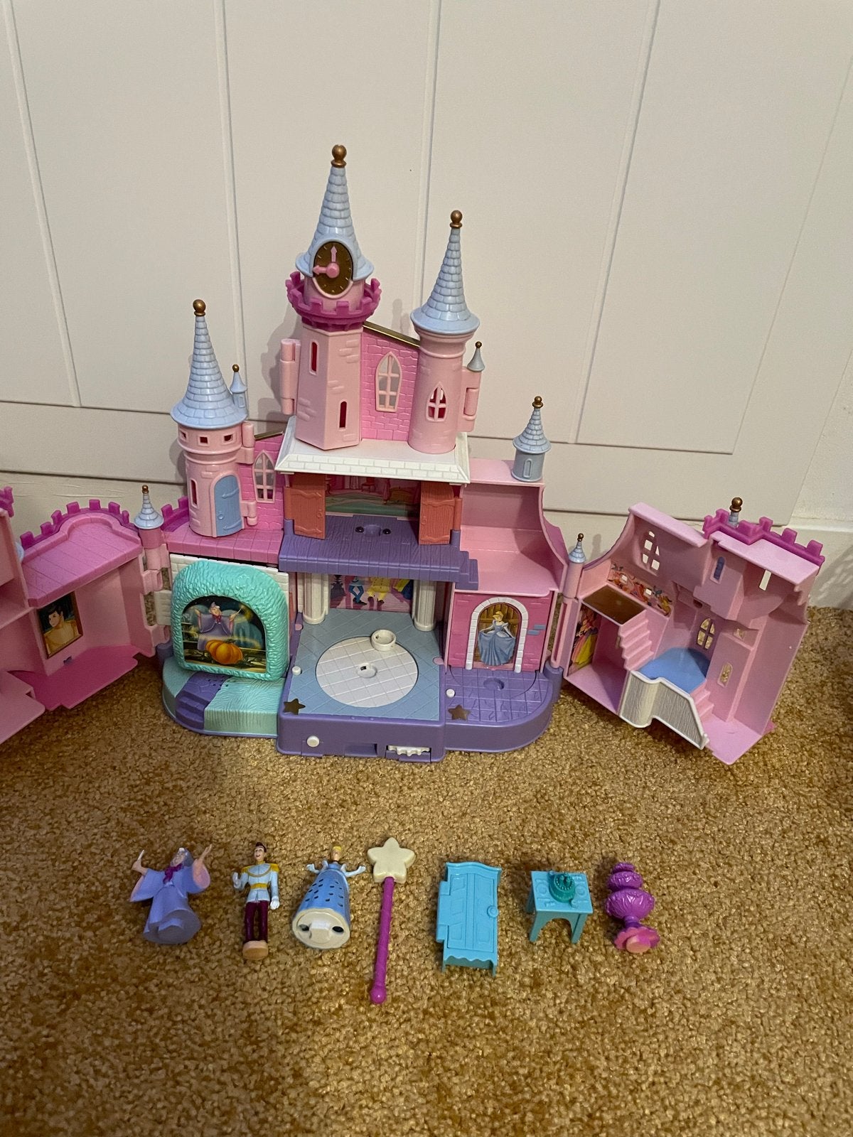 Disney Assepoester Kasteel Speelset met Figuren, Verzenden, Gebruikt, Poppenhuis