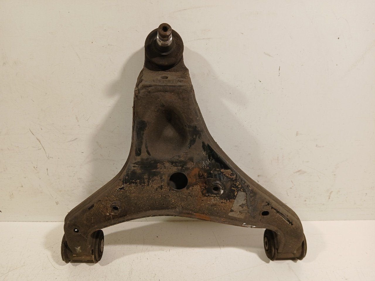 Draagarm rechts voor Mercedes-Benz Sprinter, Auto-onderdelen, Ophanging en Onderstel, Onderdelen@venauto.nl, Van der Ven Autorecycling B.V.
