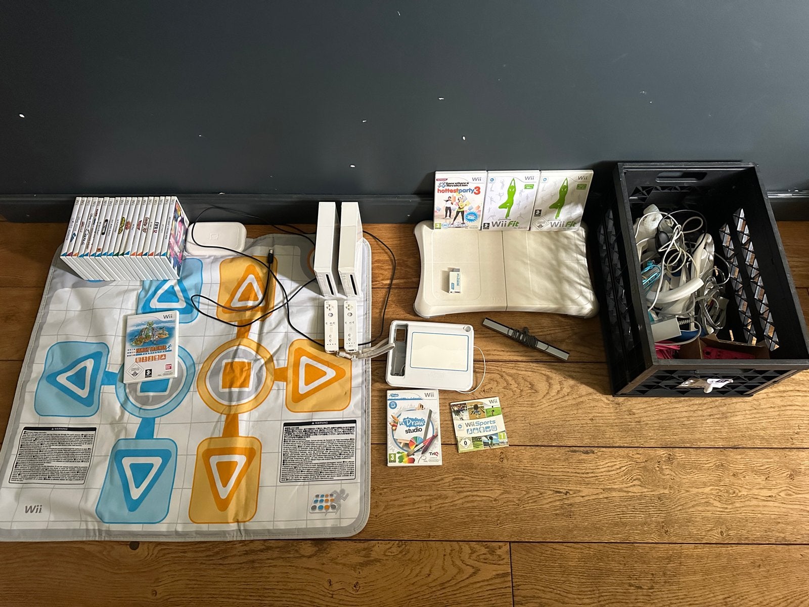 Wii Bundel: 2 Consoles, 20+ Games, Balance Board & Meer!, Ophalen of Verzenden, Gebruikt, Met 3 controllers of meer, Met games