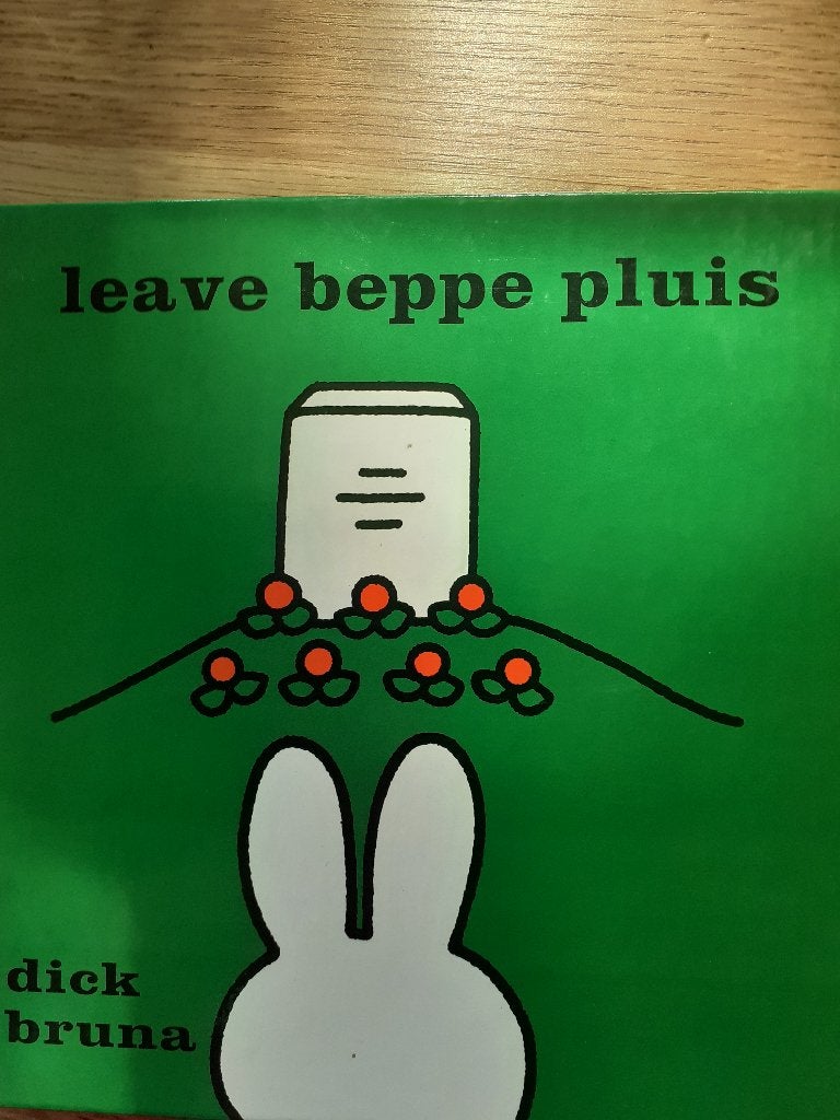 Fries kinderboek leave beppe pluis, Boeken, Gelezen, Fictie algemeen, Ophalen of Verzenden, Dick Bruna