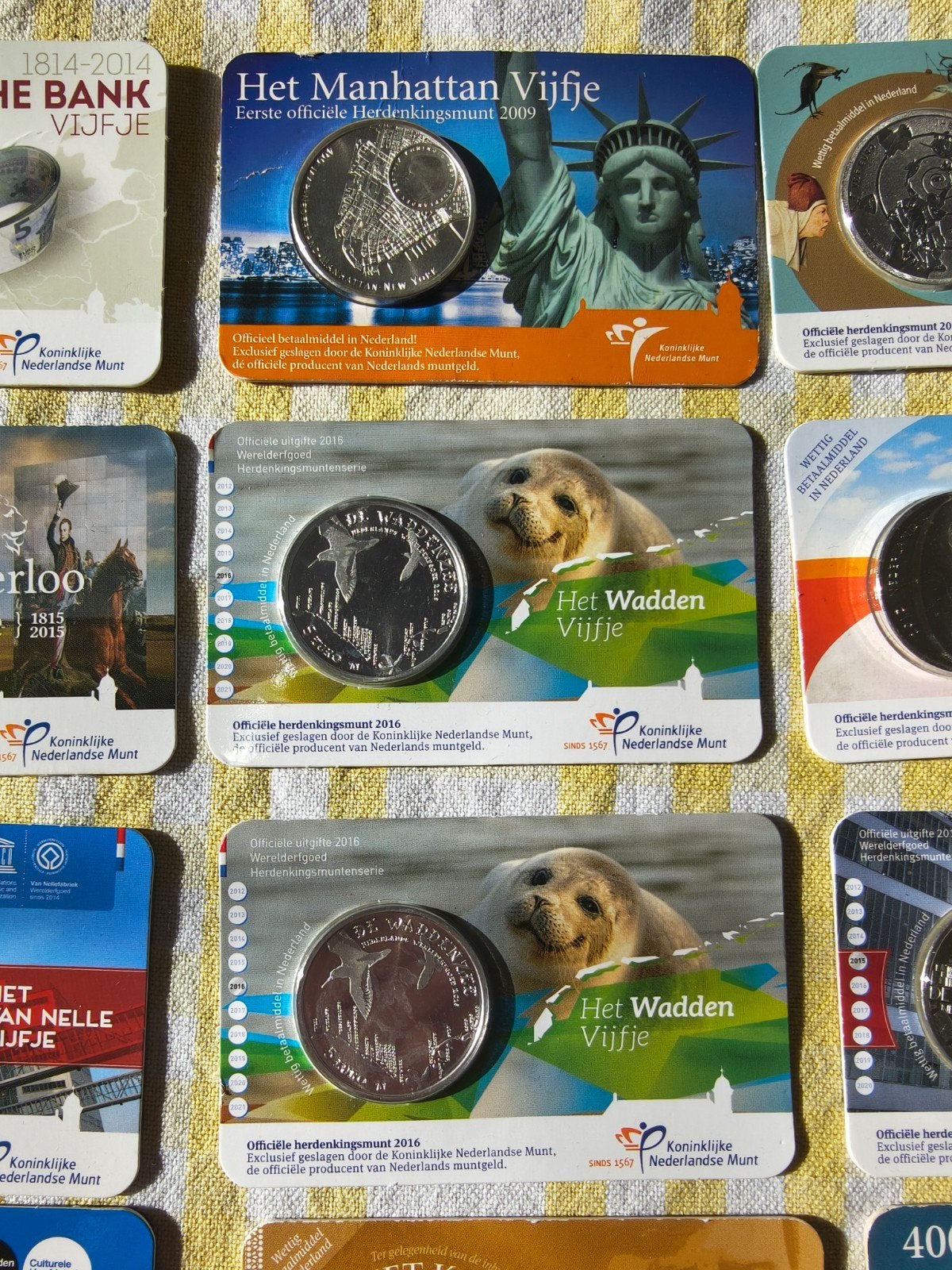 Collectie van 18 Nederlandse Herdenkingsmunten: 5 en 10, Ophalen, Koningin Beatrix, 5 gulden, Setje