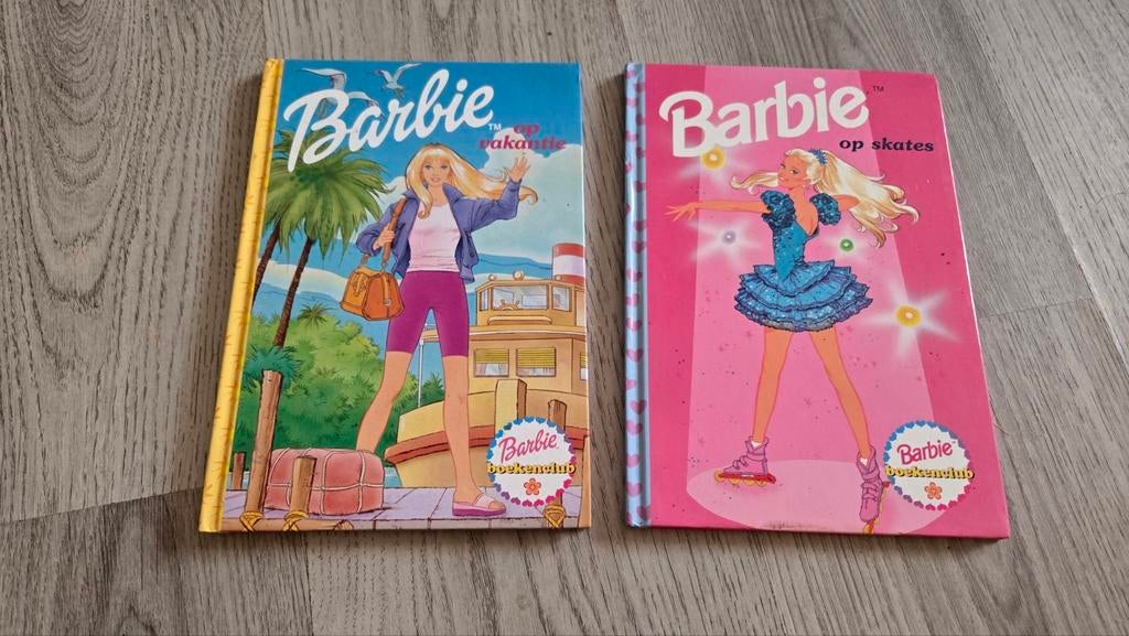 Barbie Boekenclub: Barbie op vakantie & Barbie op skates, Ophalen of Verzenden, Gelezen, Diverse auteurs, Fictie algemeen