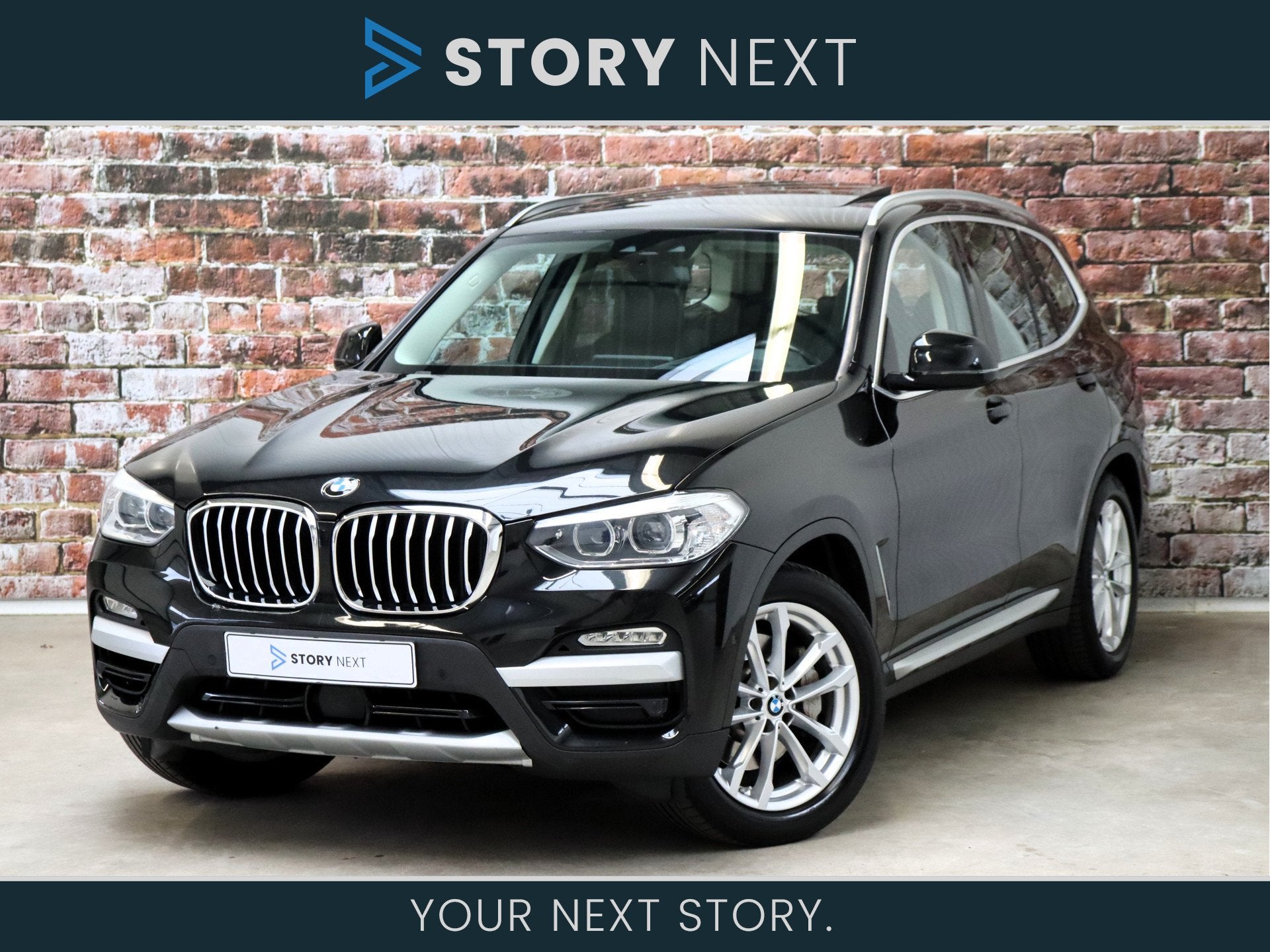 BMW X3 xDrive30i High Executive xLine Automaat / Panoramadak, Gebruikt, 4 cilinders, 252 pk, Zwart