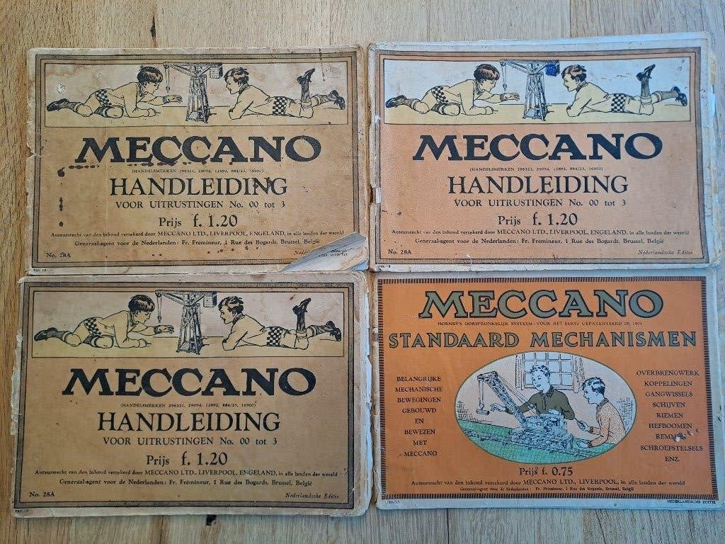 Meccano Handleidingen NL, Ophalen of Verzenden, Groter dan 1:32