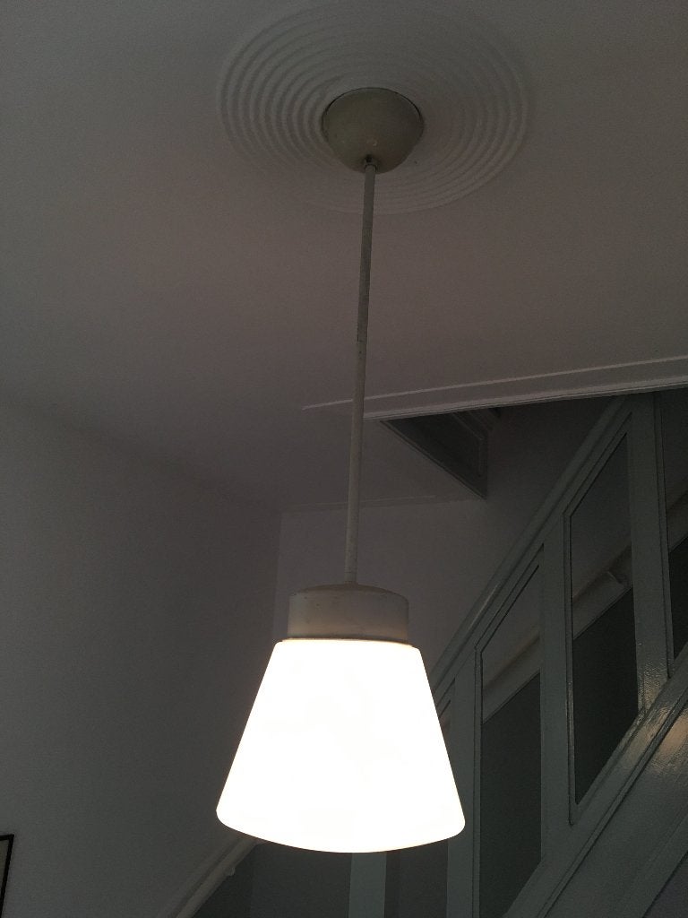 Vintage schoollamp melkglas, Ophalen, Gebruikt, Hanglamp, 25 cm