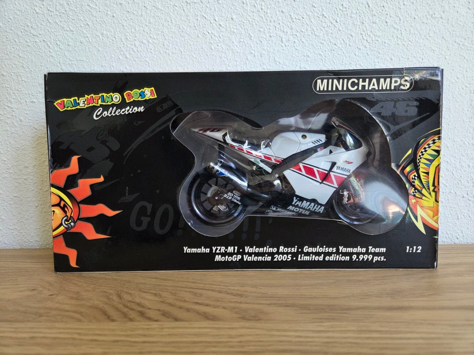 Valentino Rossi 2005 GP Valencia Minichamps, Ophalen of Verzenden, Zo goed als nieuw, Motor