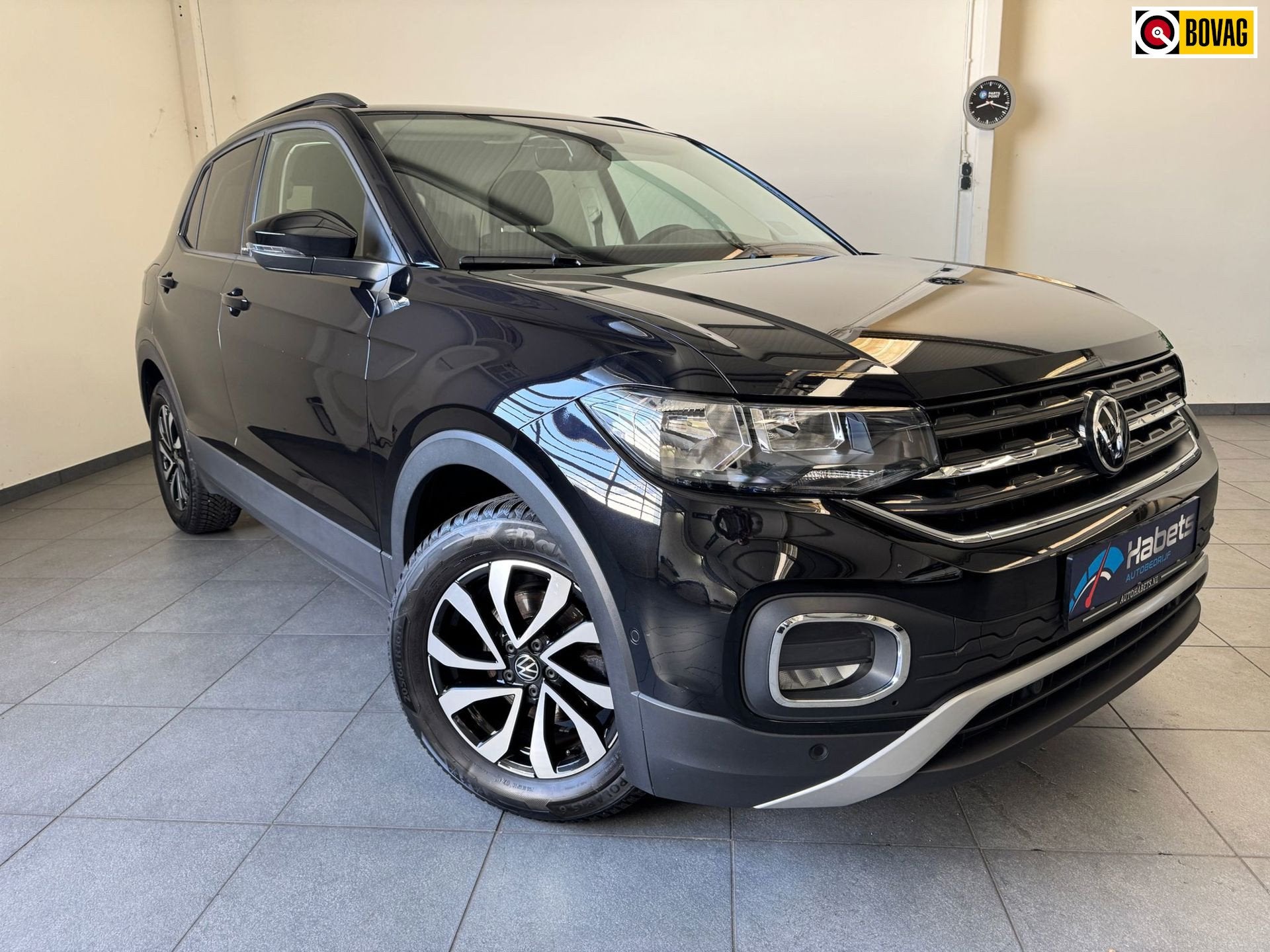 Volkswagen T-Cross 1.0 TSI 110 Active automaat / Stoelverw/n, Auto's, Dealer onderhouden, T-Cross, Gebruikt, Zwart