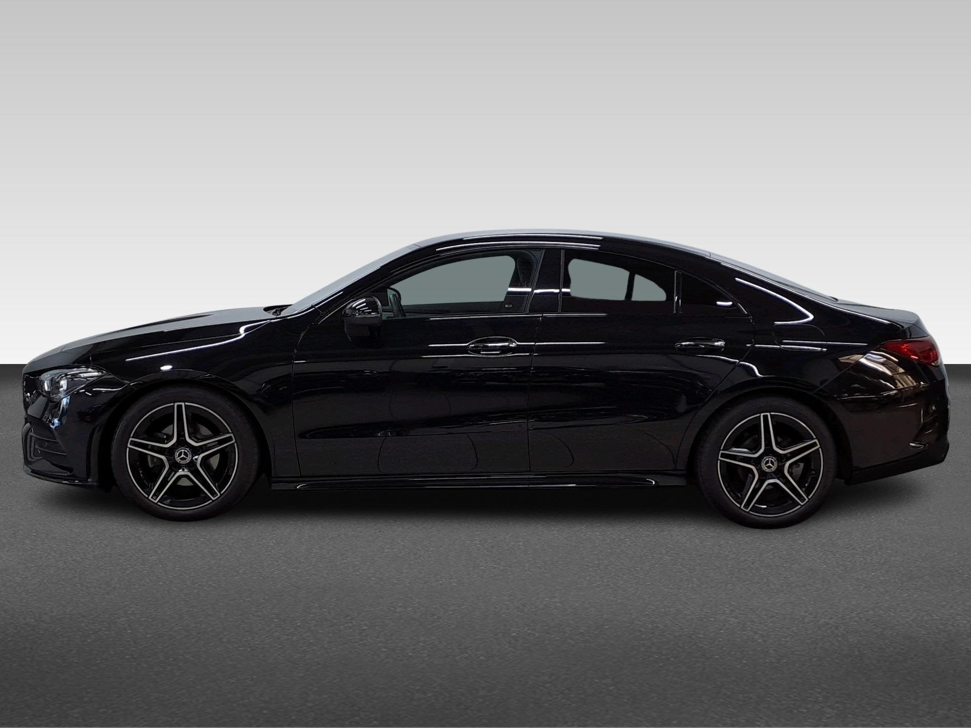 Mercedes-Benz CLA-klasse 180 136PK AUTOMAAT BUSINESS SOLUTIO, Auto's, Mercedes-Benz, Automaat, CLA, Gebruikt, 4 cilinders