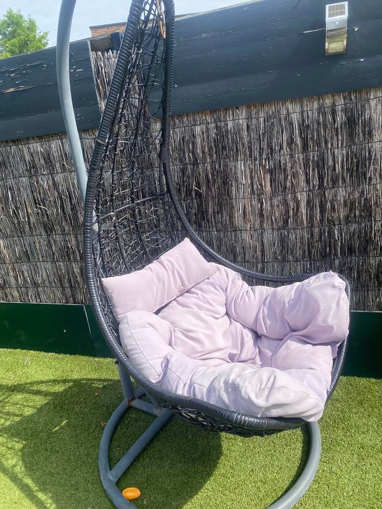 Comfortabel hangstoel., Ophalen, Zo goed als nieuw, Rotan